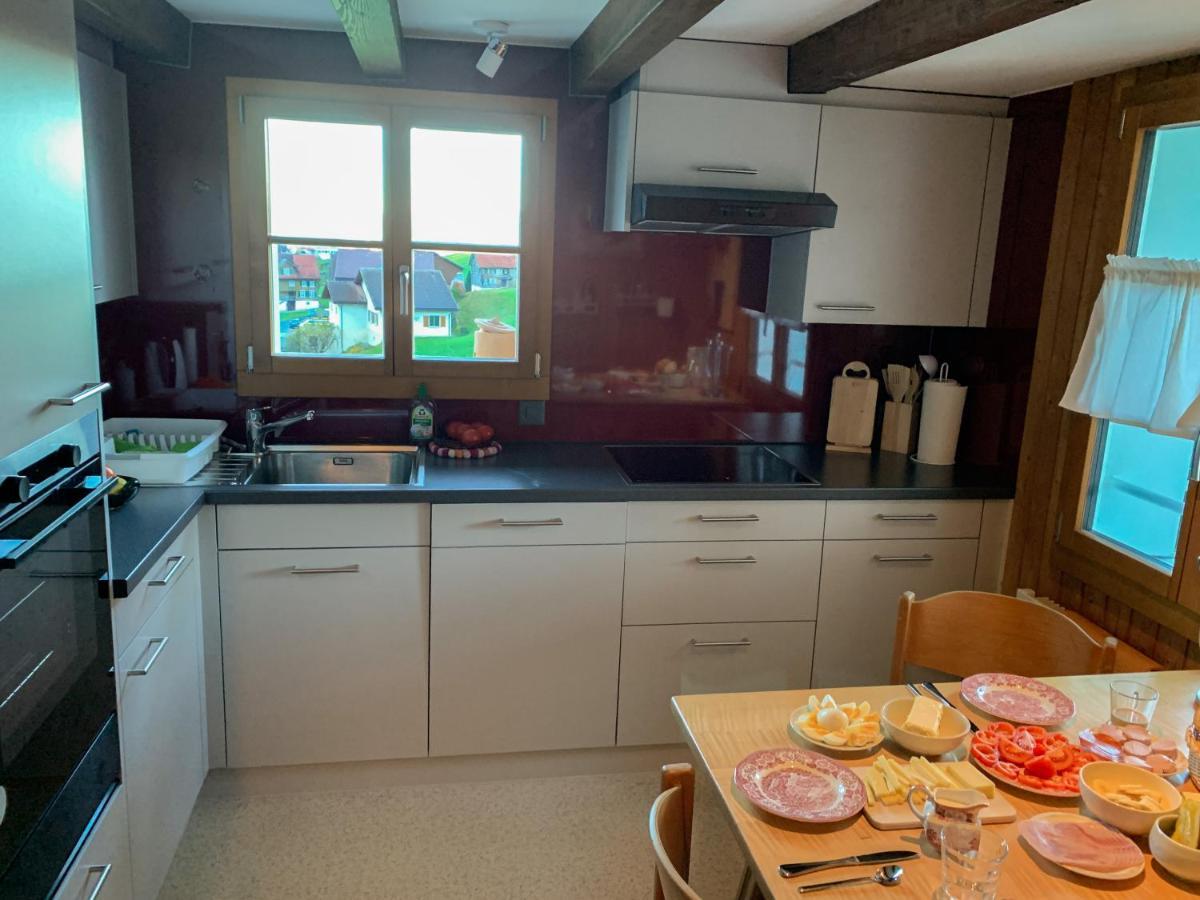 Szilvias Bergwiesenblick - Emmetten Ganze Etage - 4 Zimmer Apartment ภายนอก รูปภาพ
